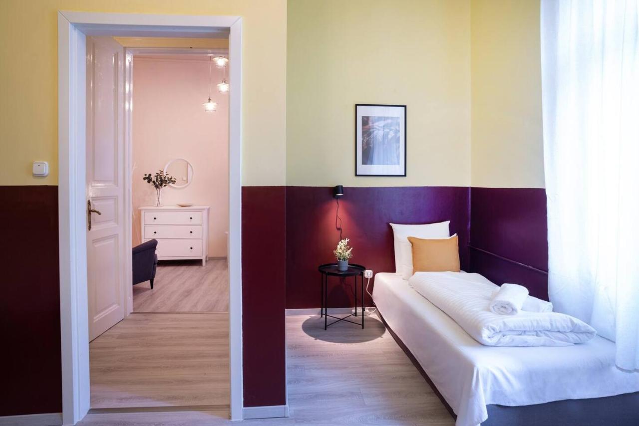 Central And Large Ac Home Away From Home Budapest Luaran gambar