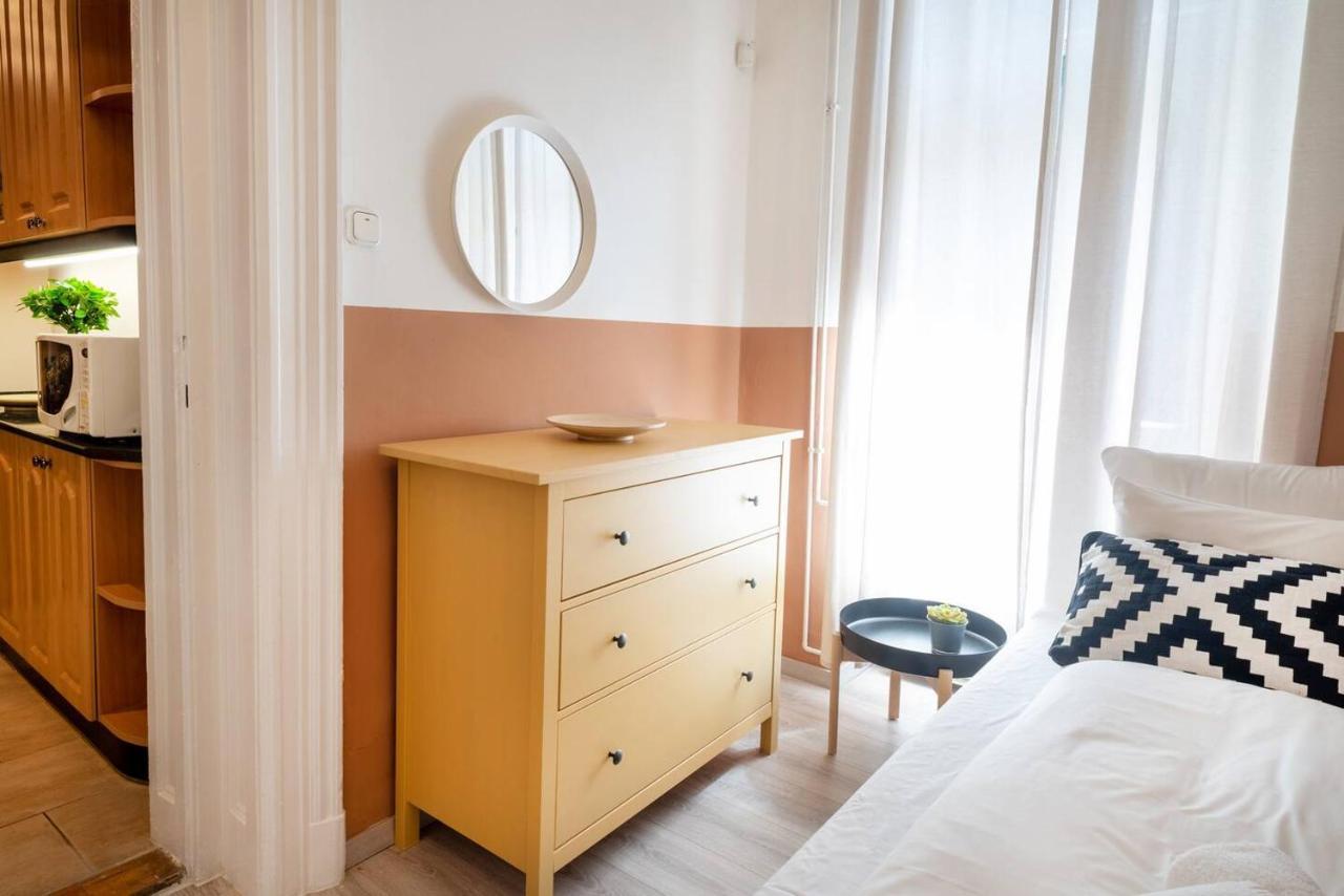 Central And Large Ac Home Away From Home Budapest Luaran gambar
